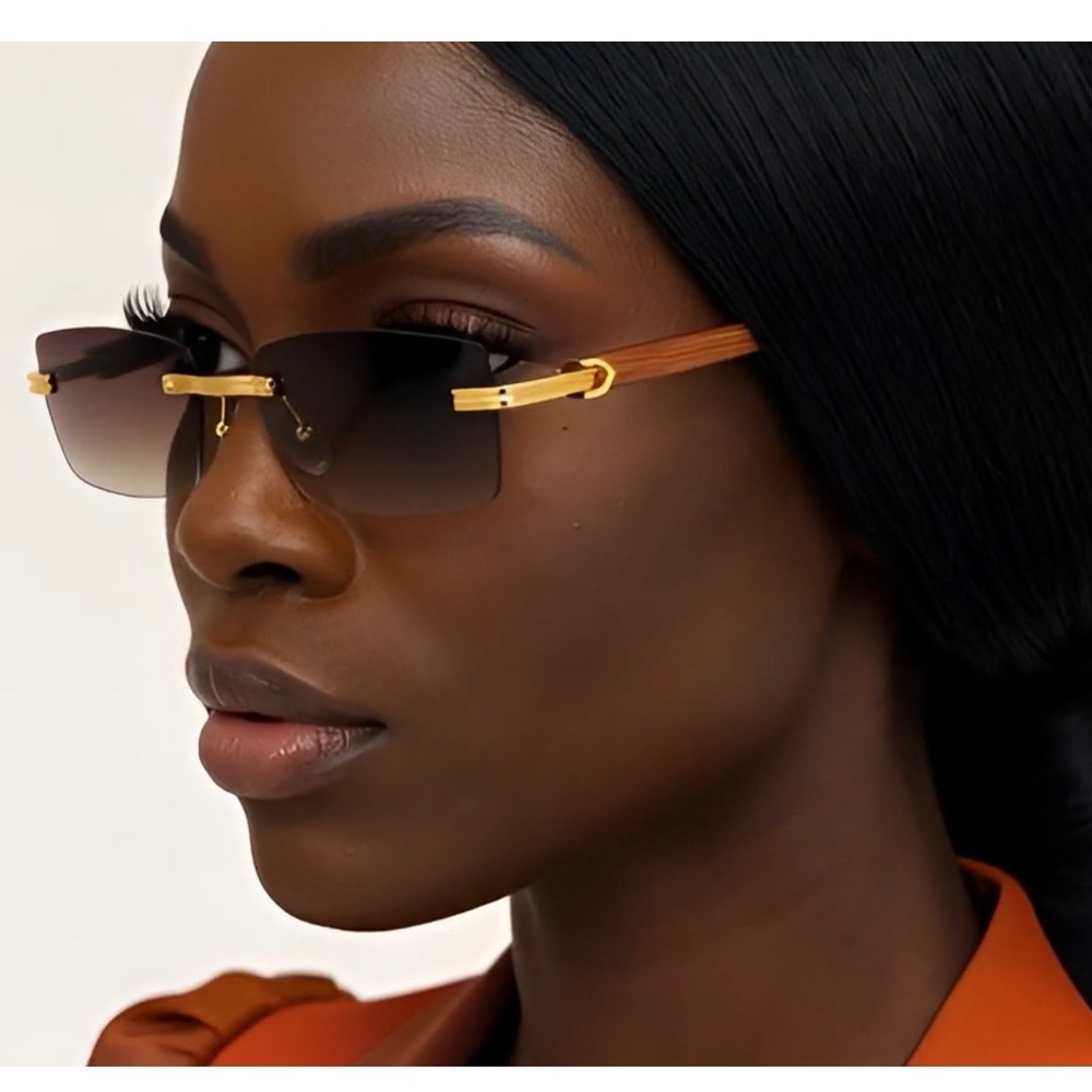 Rimless Rectangle Sunglasses Women‎ Gold Accents Wood Arms Brown Gradient Lens
